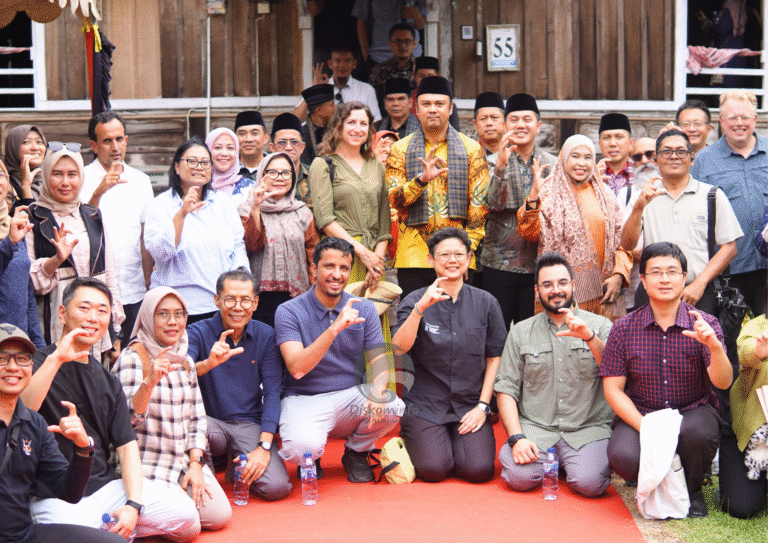 Dirjen DPKSK Kementerian Kebudayaan Kunjungi Perkampungan Adat Sijunjung, Apresiasi Kearifan Lokal dan Potensi Wisata